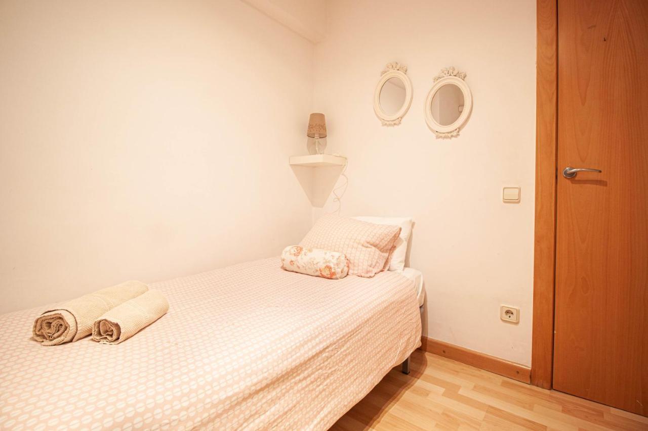 Apartamento Zona Sagrada Familia Barcelona Exterior foto